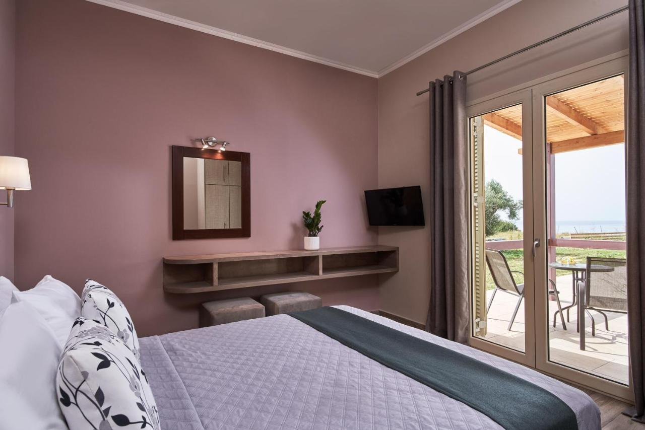 Saint Nicholas Villas Skala  Buitenkant foto